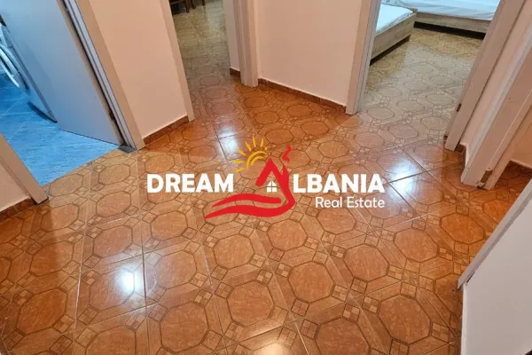 Shtepi me qera Apartament ne Tirane, 2+1, Mobilimi E mobiluar, Pagesa 50,000  Leke.