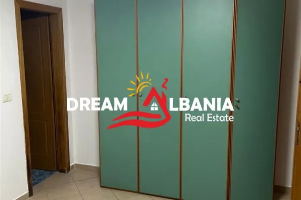 Shtepi me qera Apartament ne Tirane, 2+1, Mobilimi E mobiluar, Pagesa 600  Euro.