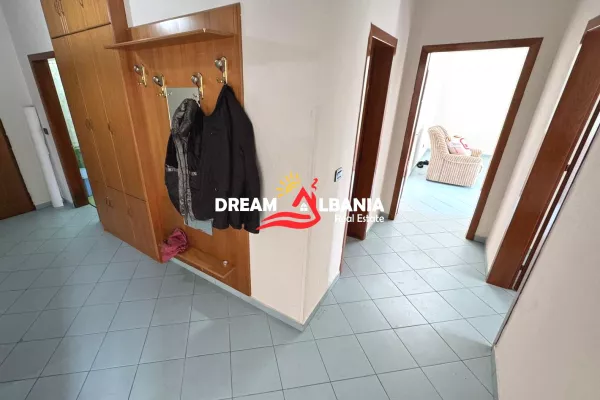 Ambient Zyre ( 3+1+2) me Qera Rrugen Mine Peza, prane Prokuroris (ID 42611366)