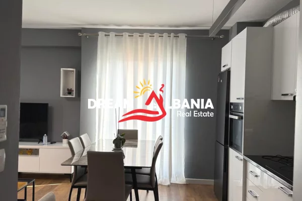 Shtepi me qera Apartament ne Tirane, 2+1, Mobilimi E mobiluar, Pagesa 800  Euro.