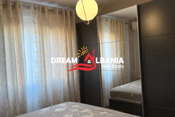 Shtepi me qera Apartament ne Tirane, 2+1, Mobilimi E mobiluar, Pagesa 800  Euro.