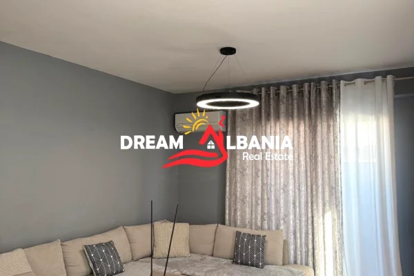 Shtepi me qera Apartament ne Tirane, 2+1, Mobilimi E mobiluar, Pagesa 800  Euro.