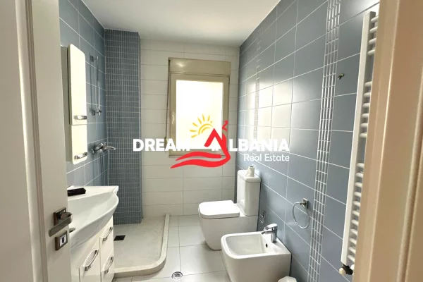 Shtepi me qera Apartament ne Tirane, 2+1, Mobilimi E mobiluar, Pagesa 1,000  Euro.