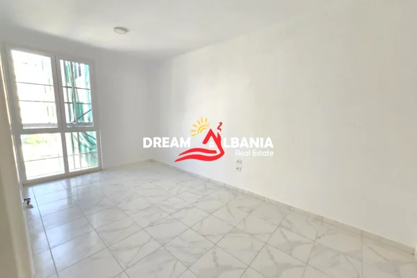 Business Property for Rent 3+1 in Tirana - 1,200 Euro