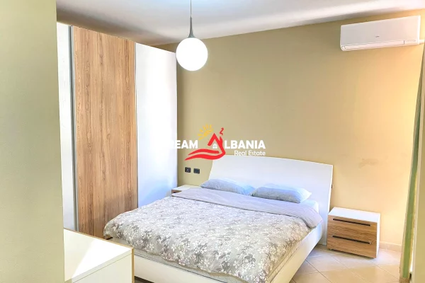 Shtepi me qera Apartament ne Tirane, 2+1, Mobilimi E mobiluar, Pagesa 900  Euro.