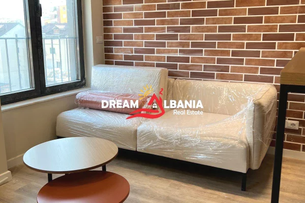 Shtepi me qera 1+1 ne Tirane - 650 Euro