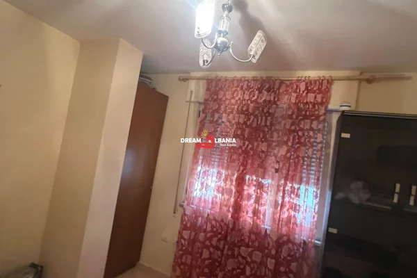 Shtepi me qera Apartament ne Tirane, 2+1, Mobilimi E mobiluar, Pagesa 600  Euro.