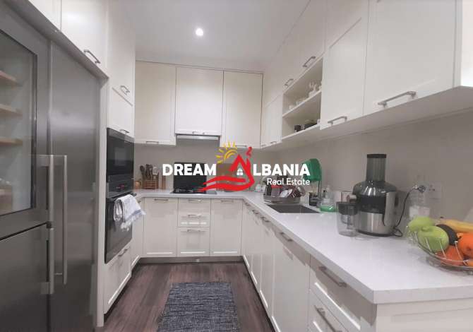 Shtepi ne shitje  ne Tirane, 2+1, Mobilimi E mobiluar, Pagesa 157,000  Euro.