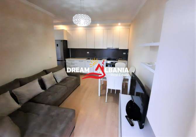 Shtepi ne shitje  ne Tirane, 1+1, Mobilimi E mobiluar, Pagesa 60,000  Euro.