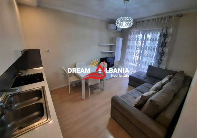 Shtepi ne shitje  ne Tirane, 1+1, Mobilimi E mobiluar, Pagesa 60,000  Euro.