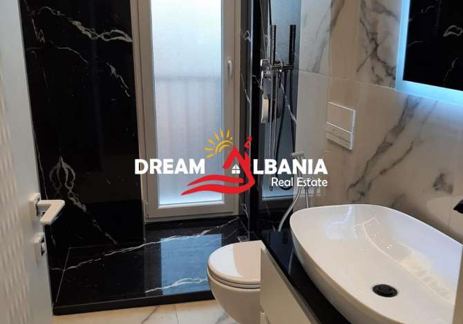 Ambient biznesi me qera 3+1 ne Tirane - 700 Euro