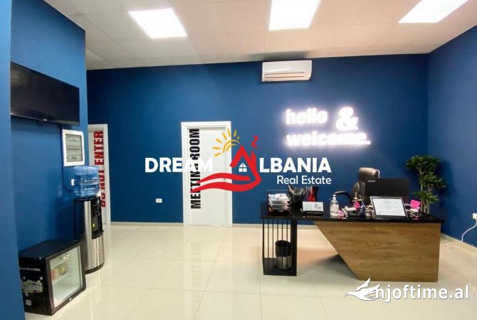 Ambient/zyre me qera ne rrugen Bardhyl ne afersi te farmacise 10 ne Tirane (ID 4261724)