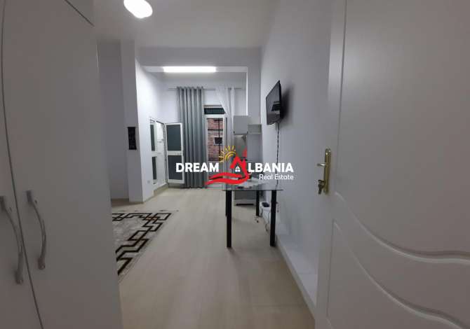 Shtepi me qera Garsoniere ne Tirane - 700 Euro