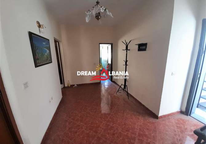 Shtepi ne shitje  ne Tirane, 2+1, Mobilimi Bosh, pa mobiluar, Pagesa 68,000  Euro.