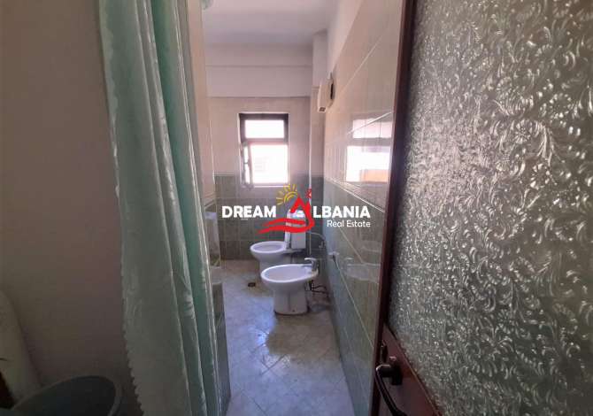 Shtepi ne shitje  ne Tirane, 2+1, Mobilimi Bosh, pa mobiluar, Pagesa 68,000  Euro.