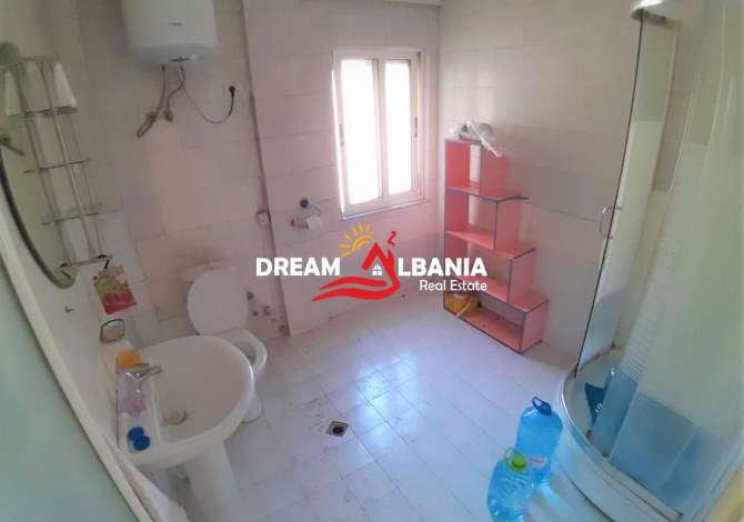 Shtepi ne shitje  ne Tirane, 4+1, Mobilimi Bosh, pa mobiluar, Pagesa 140,000  Euro.