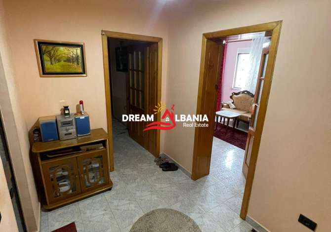 Shtepi ne shitje  ne Tirane, 2+1, Mobilimi E mobiluar, Pagesa 110,000  Euro.