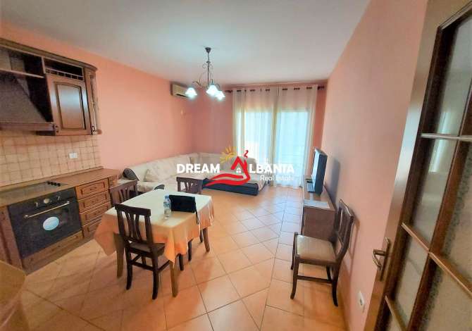 Shtepi ne shitje  ne Tirane, 2+1, Mobilimi E mobiluar, Pagesa 123,000  Euro.