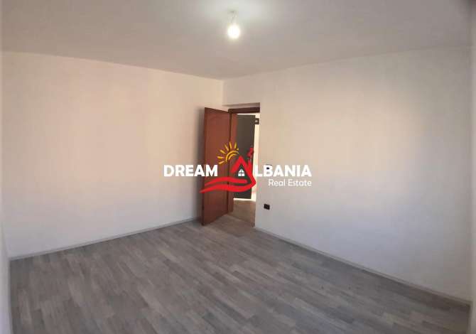 Shtepi ne shitje  ne Tirane, 1+1, Mobilimi Bosh, pa mobiluar, Pagesa 48,000  Euro.