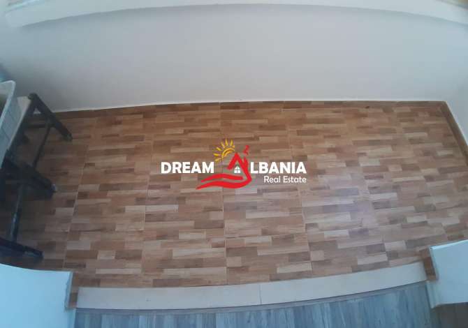 Shtepi ne shitje  ne Tirane, 1+1, Mobilimi Bosh, pa mobiluar, Pagesa 48,000  Euro.