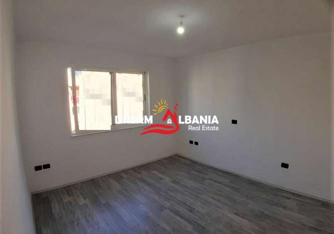 Shtepi ne shitje  ne Tirane, 1+1, Mobilimi Bosh, pa mobiluar, Pagesa 48,000  Euro.