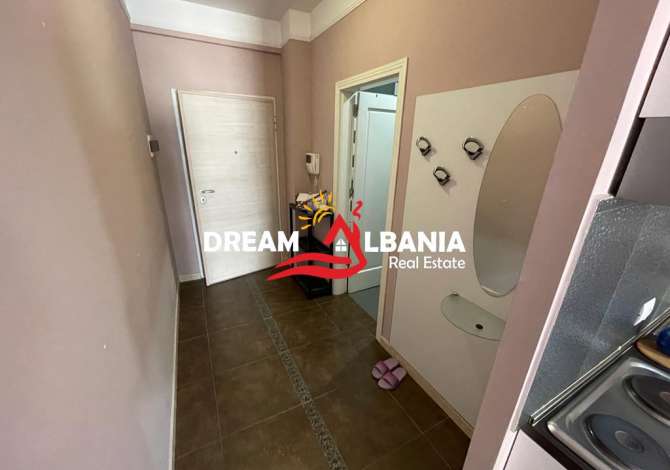 Shtepi me qera Apartament ne Tirane, 2+1, Mobilimi E mobiluar, Pagesa 600  Euro.