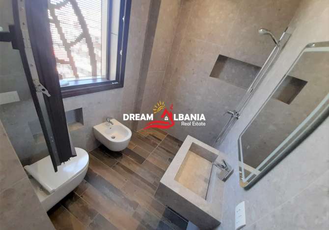 Shtepi me qera 2+1 ne Tirane - 1,800 Euro