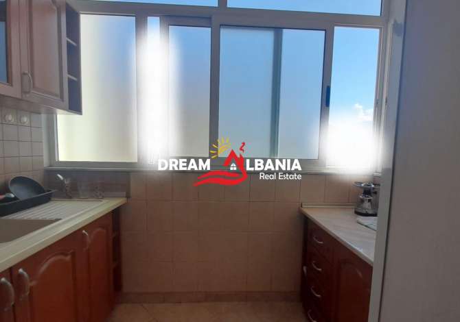 Shtepi ne shitje Apartament ne Tirane, 2+1, Mobilimi E mobiluar, Pagesa 83,000  Euro.