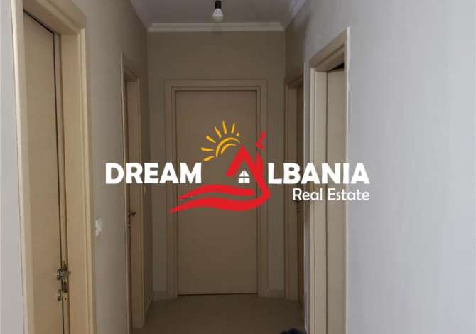 Shtepi ne shitje Apartament ne Tirane, 3+1, Mobilimi E mobiluar, Pagesa 100,000  Euro.