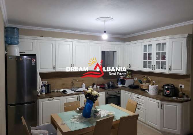 Shtepi ne shitje 3+1 ne Tirane - 100,000 Euro