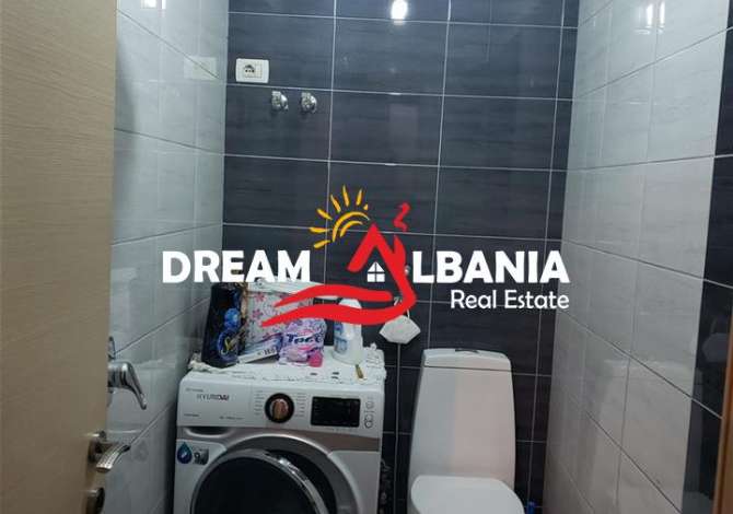 Shtepi ne shitje Apartament ne Tirane, 3+1, Mobilimi E mobiluar, Pagesa 100,000  Euro.