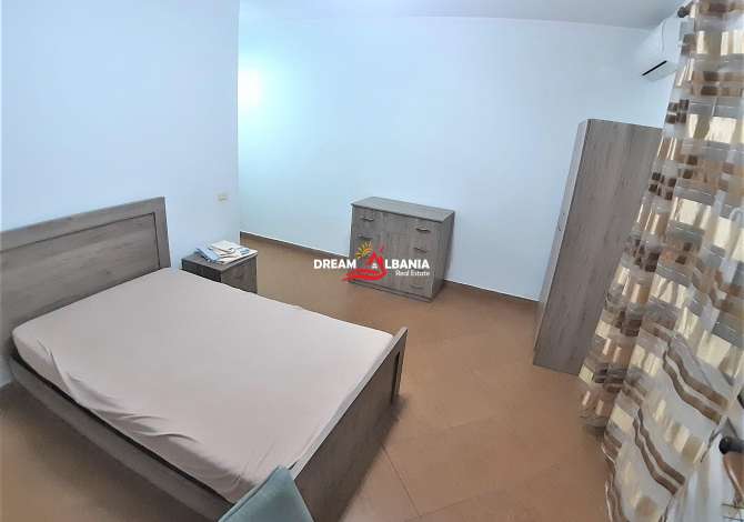 Shtepi me qera Apartament ne Tirane, 3+1, Mobilimi E mobiluar, Pagesa 800  Euro.