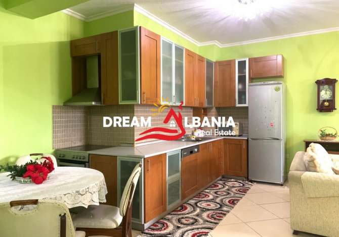 Shtepi me qera Apartament ne Tirane, 2+1, Mobilimi E mobiluar, Pagesa 600  Euro.