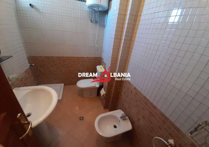 Shtepi me qera Apartament ne Tirane, 2+1, Mobilimi E mobiluar, Pagesa 400  Euro.