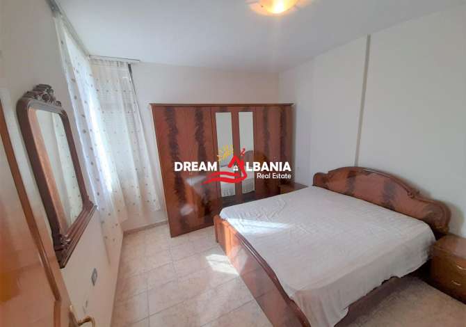 Shtepi me qera Apartament ne Tirane, 2+1, Mobilimi E mobiluar, Pagesa 400  Euro.