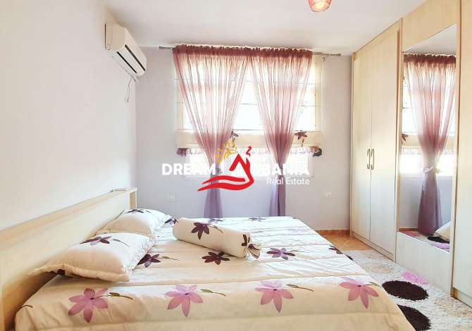 Shtepi ne shitje Apartament ne Tirane, 2+1, Mobilimi E mobiluar, Pagesa 110,000  Euro.