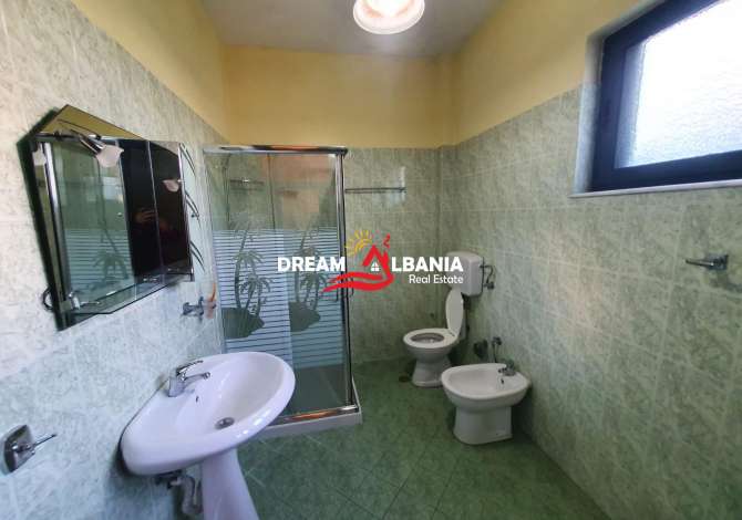 Shtepi me qera Shtepi Private ne Tirane, 2+1, Mobilimi E mobiluar, Pagesa 450  Euro.