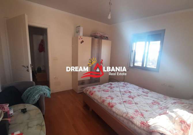 Shtepi ne shitje Apartament ne Tirane, 2+1, Mobilimi E mobiluar, Pagesa 67,000  Euro.