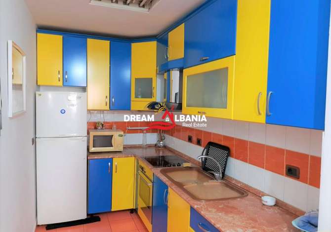 Shtepi ne shitje Apartament ne Tirane, 2+1, Mobilimi E mobiluar, Pagesa 120,000  Euro.