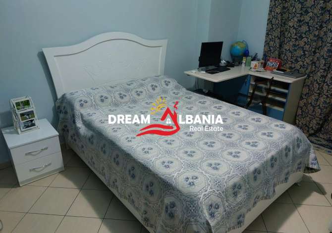 Shtepi ne shitje Apartament ne Tirane, 2+1, Mobilimi E mobiluar, Pagesa 128,000  Euro.