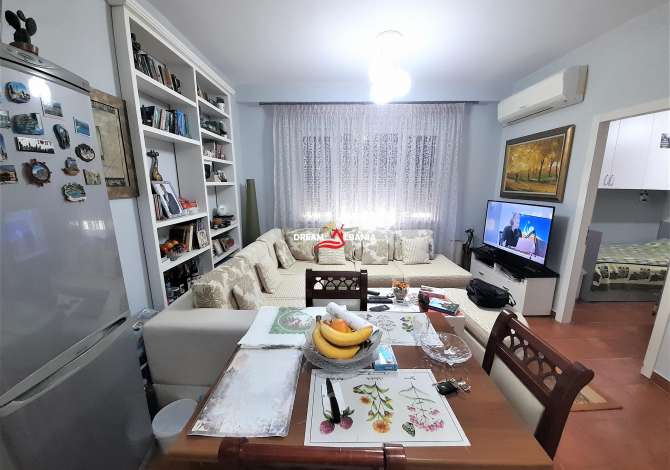 Shtepi ne shitje Apartament ne Tirane, 2+1, Mobilimi E mobiluar, Pagesa 95,000  Euro.
