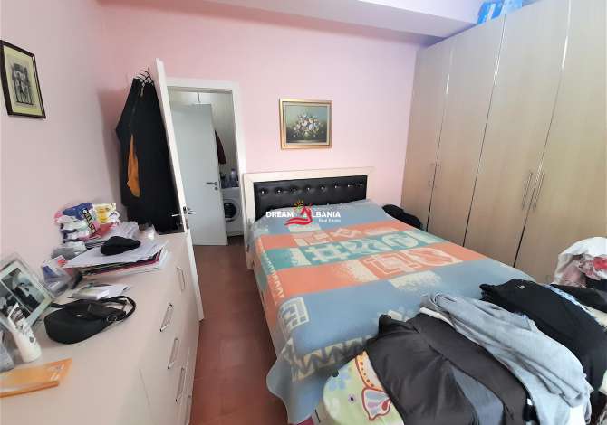 Shtepi ne shitje Apartament ne Tirane, 2+1, Mobilimi E mobiluar, Pagesa 95,000  Euro.