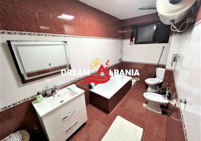 Shtepi ne shitje Apartament ne Tirane, 2+1, Mobilimi E mobiluar, Pagesa 83,000  Euro.