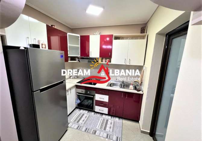 Shtepi ne shitje Apartament ne Tirane, 2+1, Mobilimi E mobiluar, Pagesa 83,000  Euro.