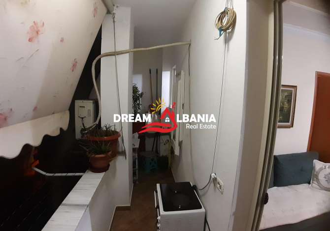 Shtepi ne shitje Apartament ne Tirane, 2+1, Mobilimi E mobiluar, Pagesa 60,000  Euro.