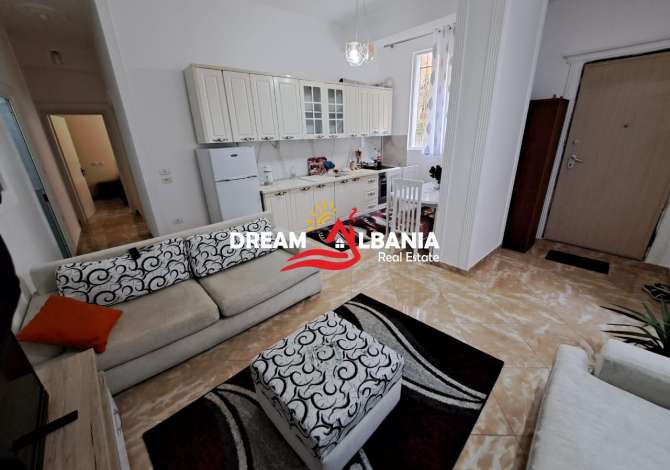 Shtepi ne shitje Apartament ne Tirane, 2+1, Mobilimi E mobiluar, Pagesa 60,000  Euro.