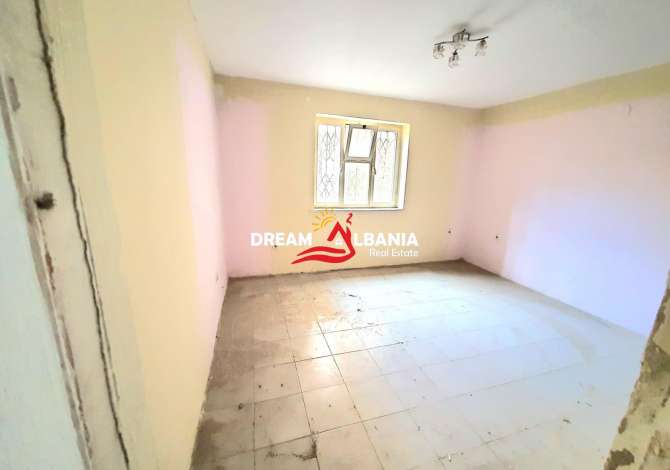 Shtepi ne shitje Apartament ne Tirane, 2+1, Mobilimi Bosh, pa mobiluar, Pagesa 79,000  Euro.