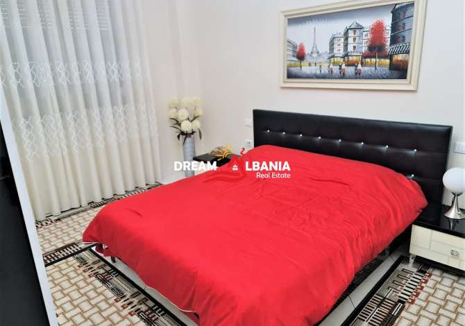 Shtepi ne shitje Apartament ne Tirane, 2+1, Mobilimi E mobiluar, Pagesa 119,000  Euro.