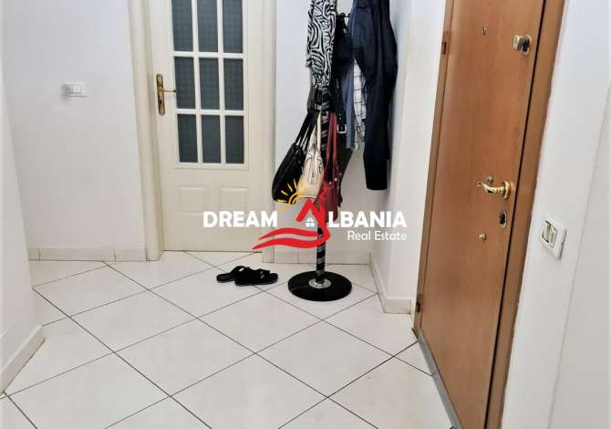 Shtepi ne shitje Apartament ne Tirane, 2+1, Mobilimi E mobiluar, Pagesa 119,000  Euro.