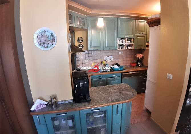Shtepi ne shitje Apartament ne Tirane, 3+1, Mobilimi E mobiluar, Pagesa 229,000  Euro.